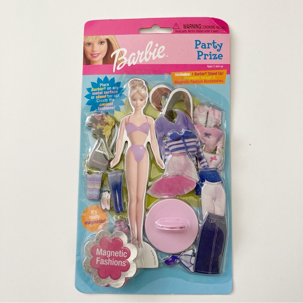 Barbie Mattel 2003 Party Prize Magnetic Fashions Doll Clothes Playset